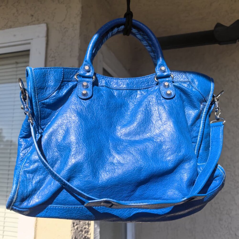 Authentic Balenciaga Classic Medium City Bag in Electric Blue Leather - Picture 16 of 16